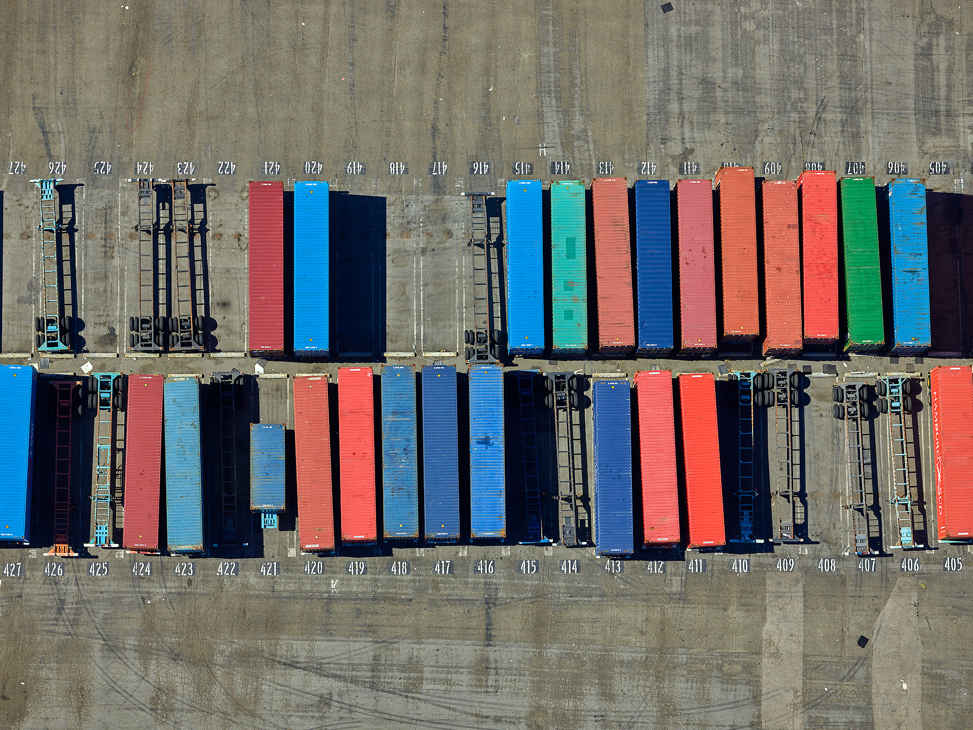 Containers Line