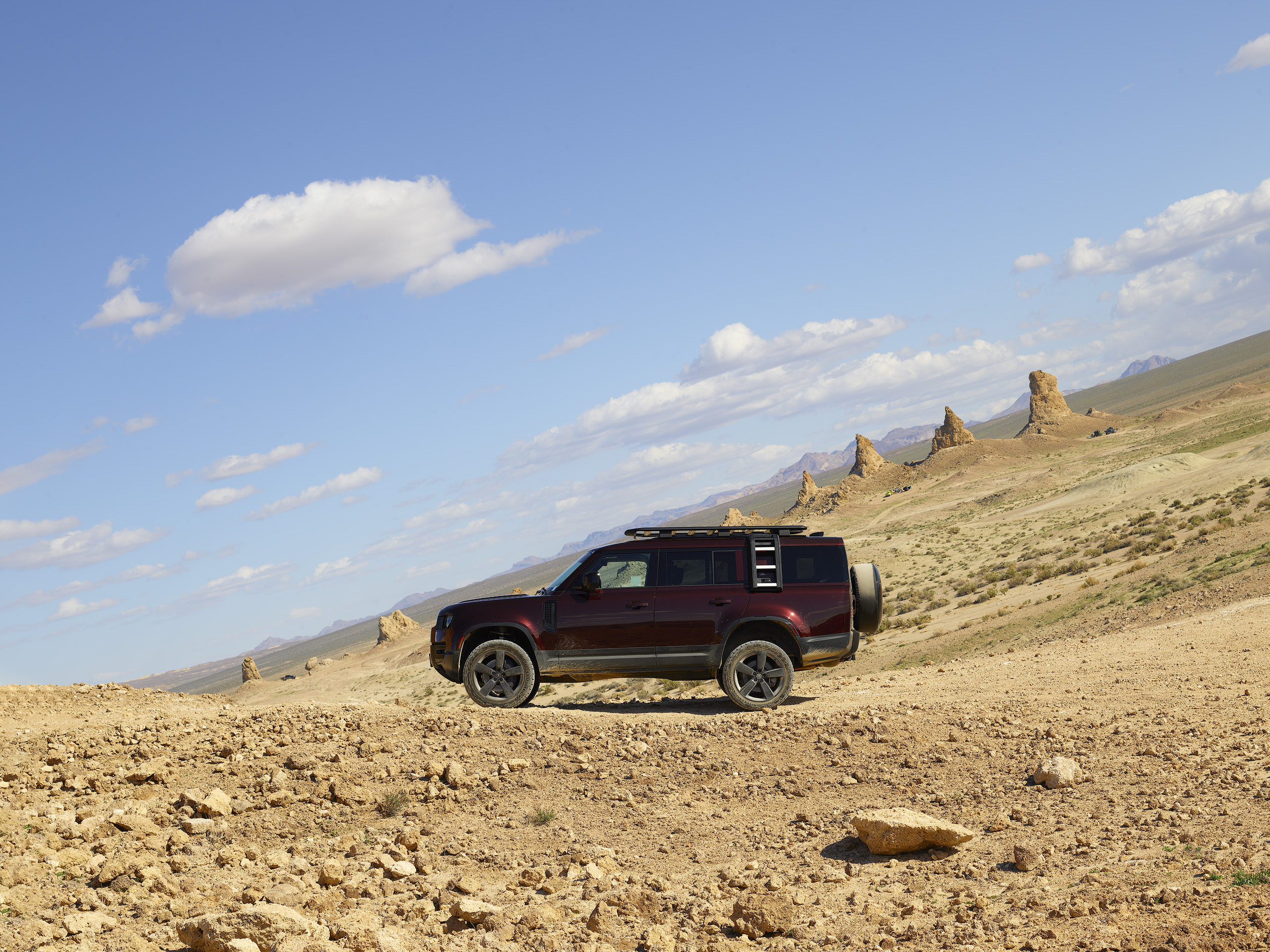 RangeRover130Defender12